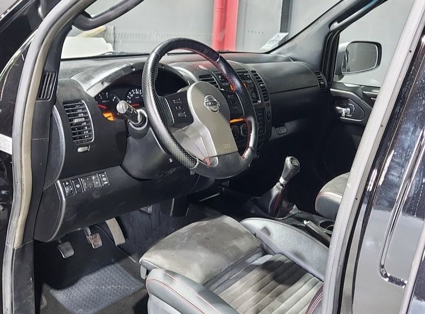 Nissan Navara D40