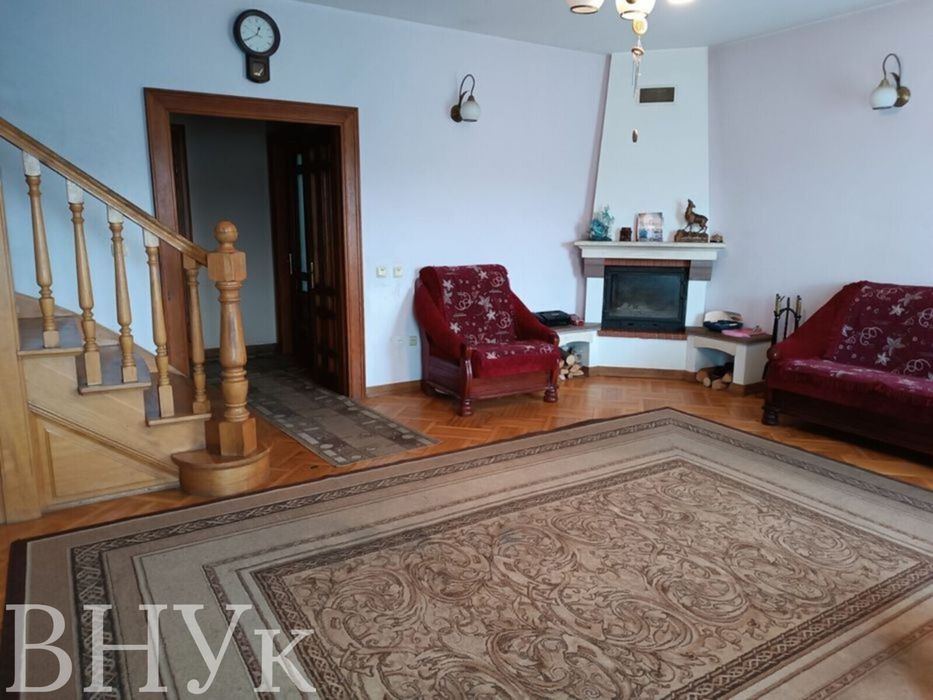 Дворівневий пентхаус 185 м² з каміном | Франківський район | 6 кімнат | якість, яку сьогодні майже не будують
