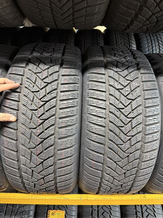 235/45 R18 Dunlop 4шт