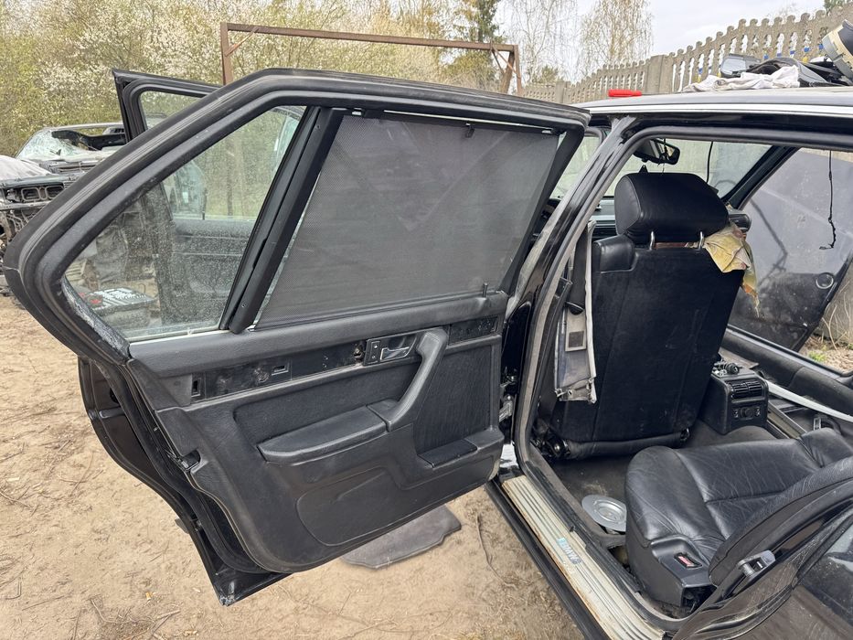 Boczki full skóra BMW E32 750iL long roletki rarytas