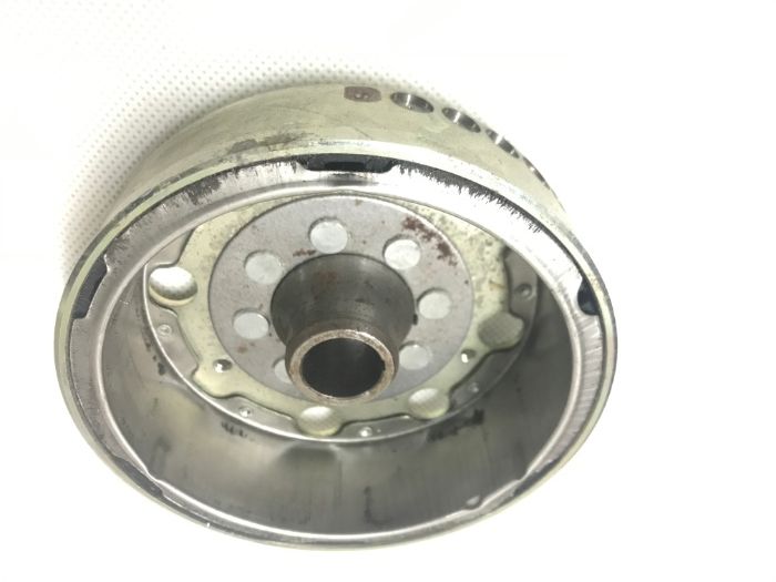 Piaggio Habana 125 Piaggio Magneto HEXAGON 50 NRG LX4 4T Koło