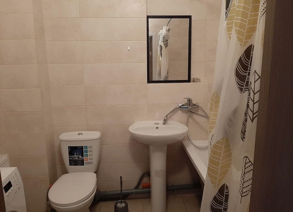 7 Небо здам затишну 1-кімнатну квартиру подобово ( ринок 7 км)