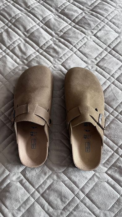 Birkenstock tamanho 42