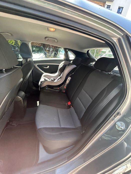 Hyundai i30- 1.6