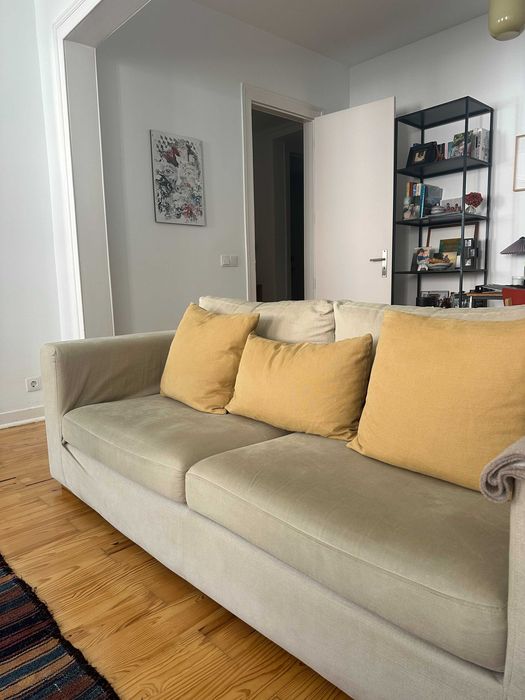 Sofa - marca: Botaca