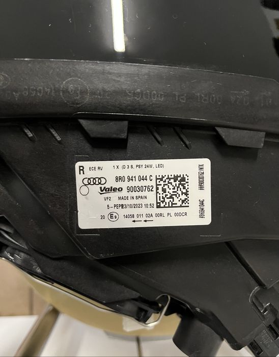 Lampa audi q5 prawy przód lift
