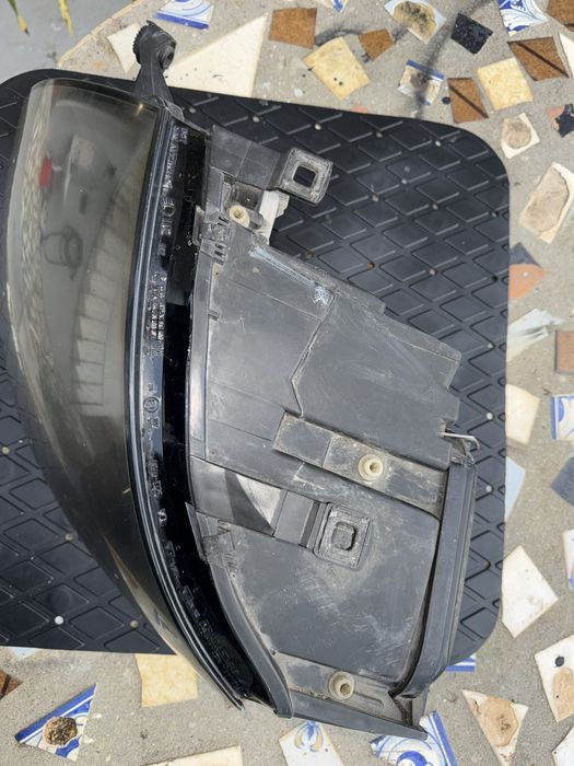 Oticas farol audi tt esquerda uma marca bosch