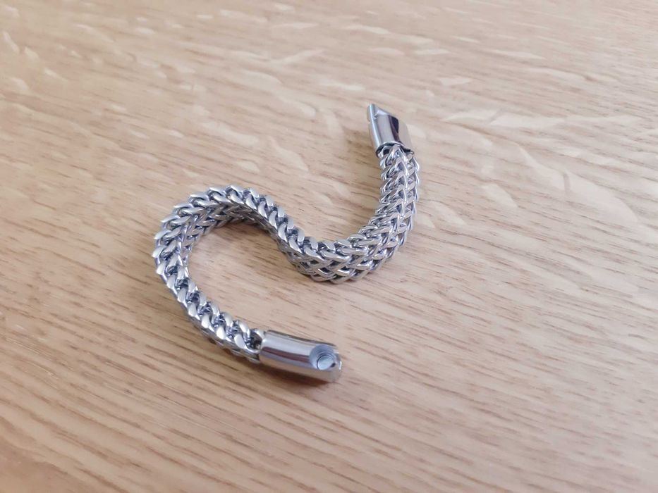 Мужской браслет из нержавеющей стали с магнитным замком