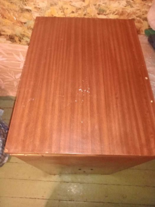 Продам швейную машинку ножную