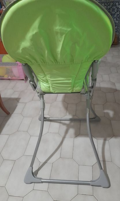 Cadeira de refeição de criança429481485297920001
