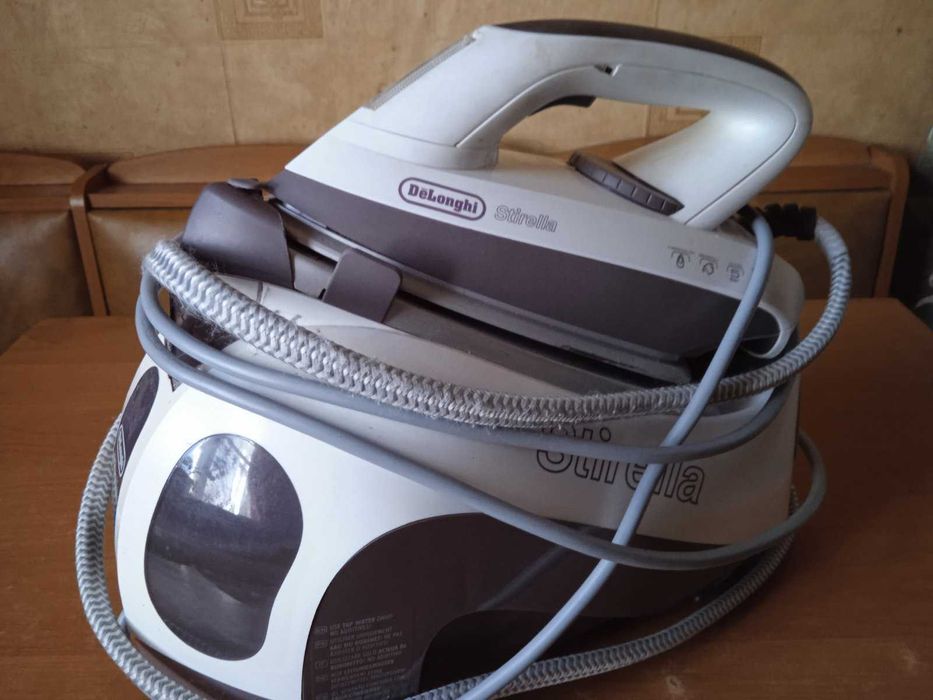 Продам праску Delonghi