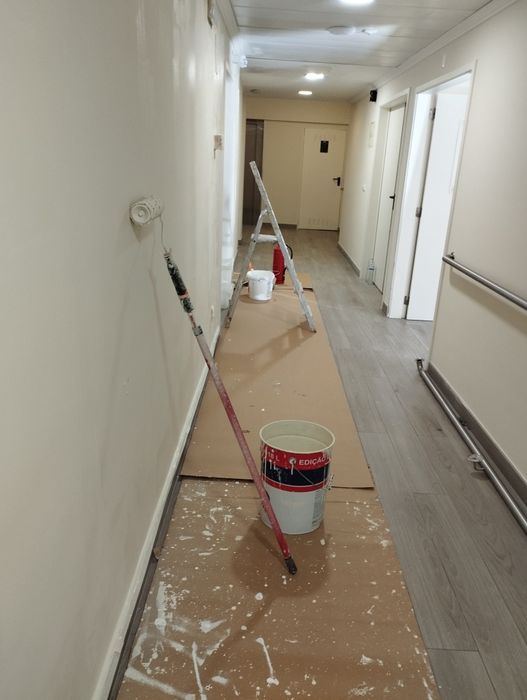 Pintura e remodelação de obras