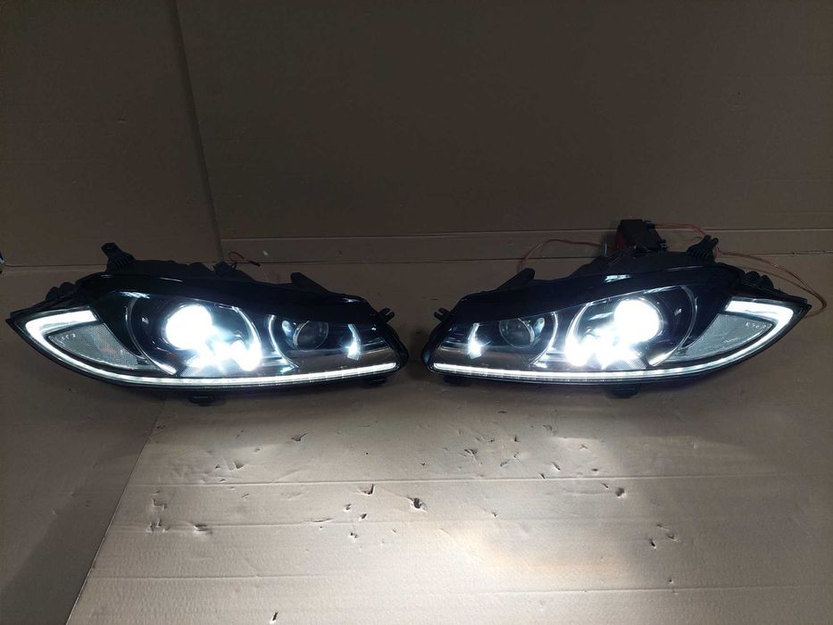 Jaguar XF X250 LIFT 11-15r lampa przód Bi Xenon prawa + lewa EU KPL