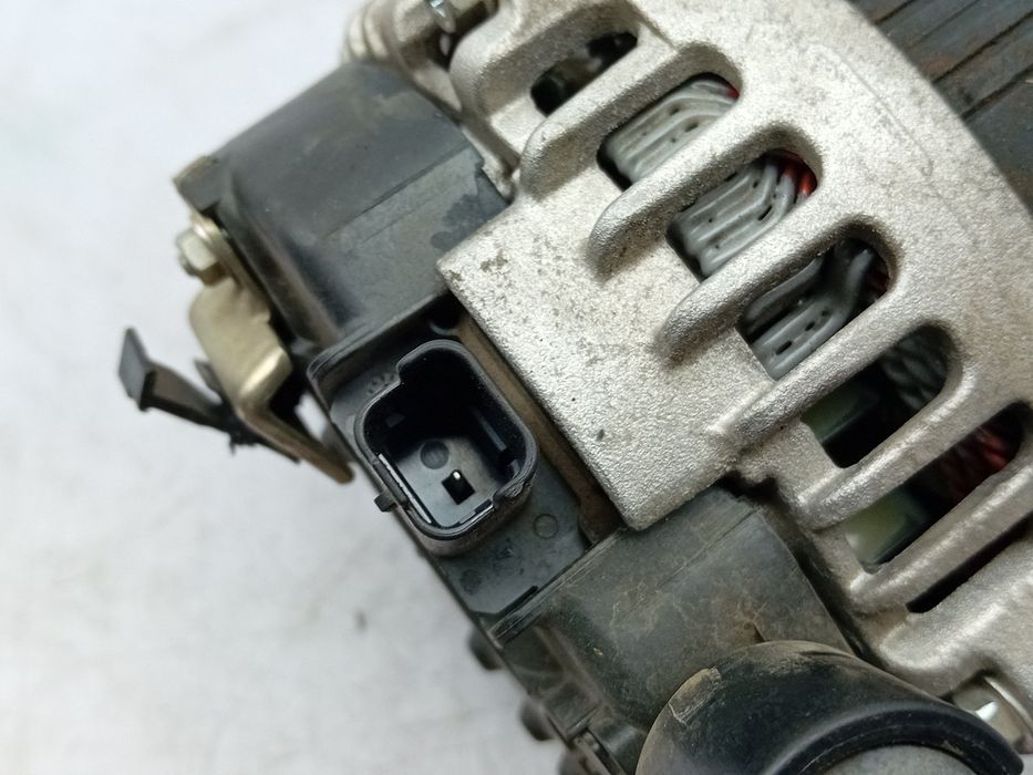 Alternador PEUGEOT 3008 II (M_)