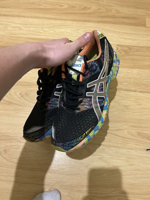 Кросівки Asics Gel-Noosa TRI 8: 650 грн. - Кроссовки для бега