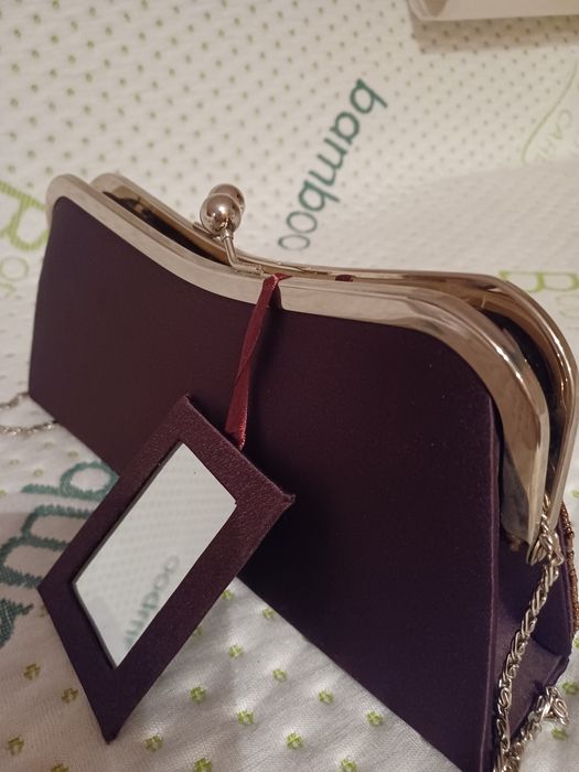 Damska torebka wieczorowa