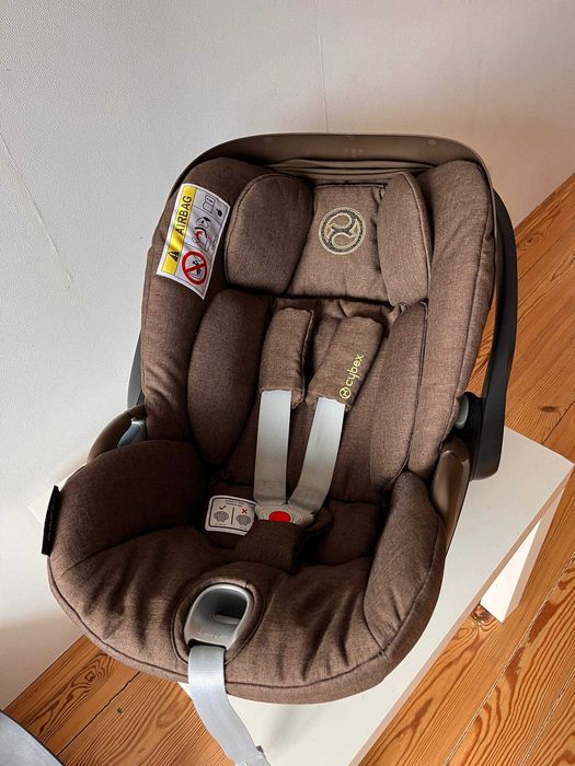 Автокрісло з базою Cybex Cloud Z i-size коричнневе