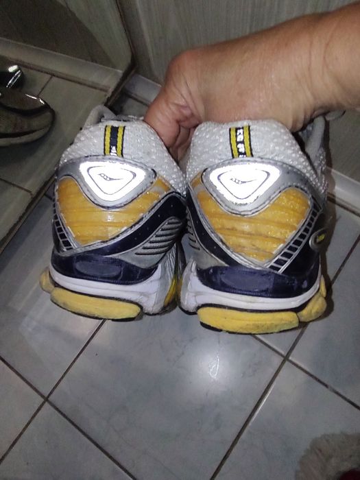 Кроссовки Saucony 47 см стелька31 см