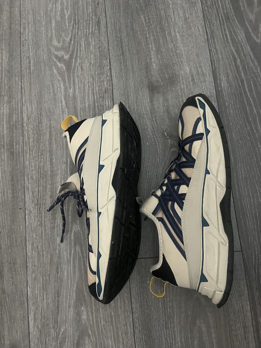 Tenis de marca Zara