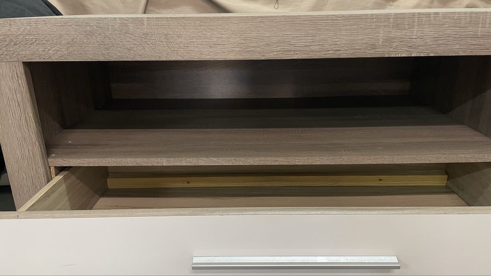 Movel sala TV Conforama. Gaveta e prateleira fechada. Espaco para mul