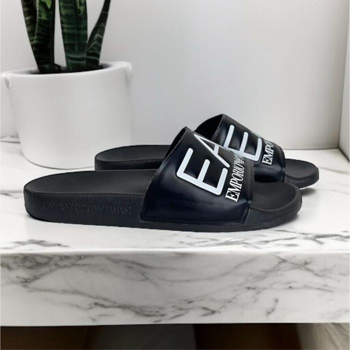 шльопанці Emporio Armani