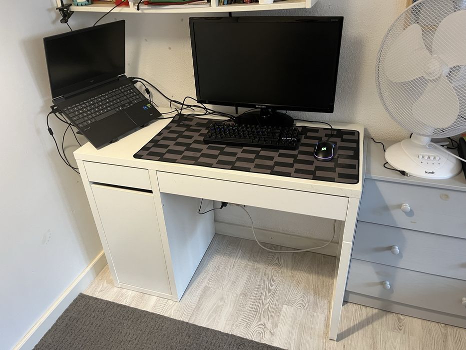 Secretaria 1.05x0.50