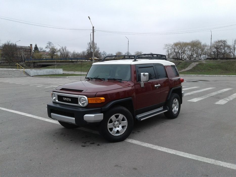 Подножки боковые ступеньки  пороги на кроссовер внедорожник