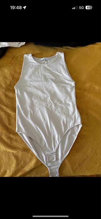 Body feminino stradivarius novos total 2