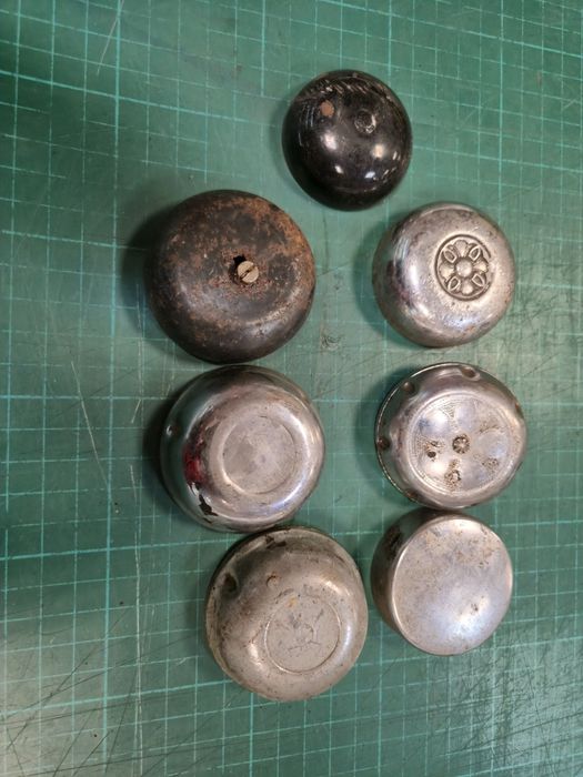 Dzwonki rowerowe góry dzwonków PRL