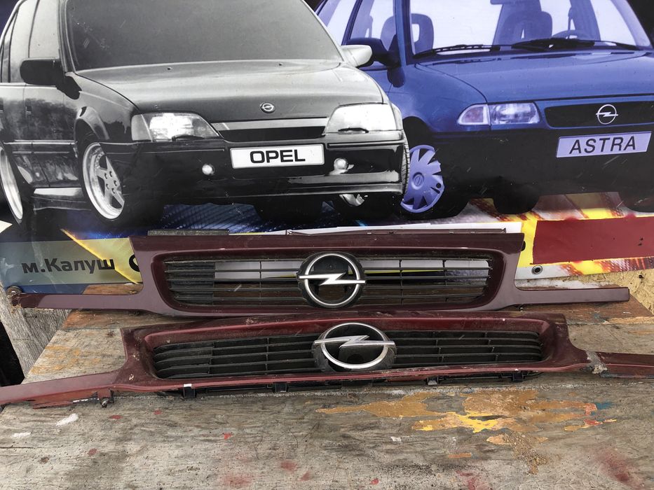 Решітка опель астра ф