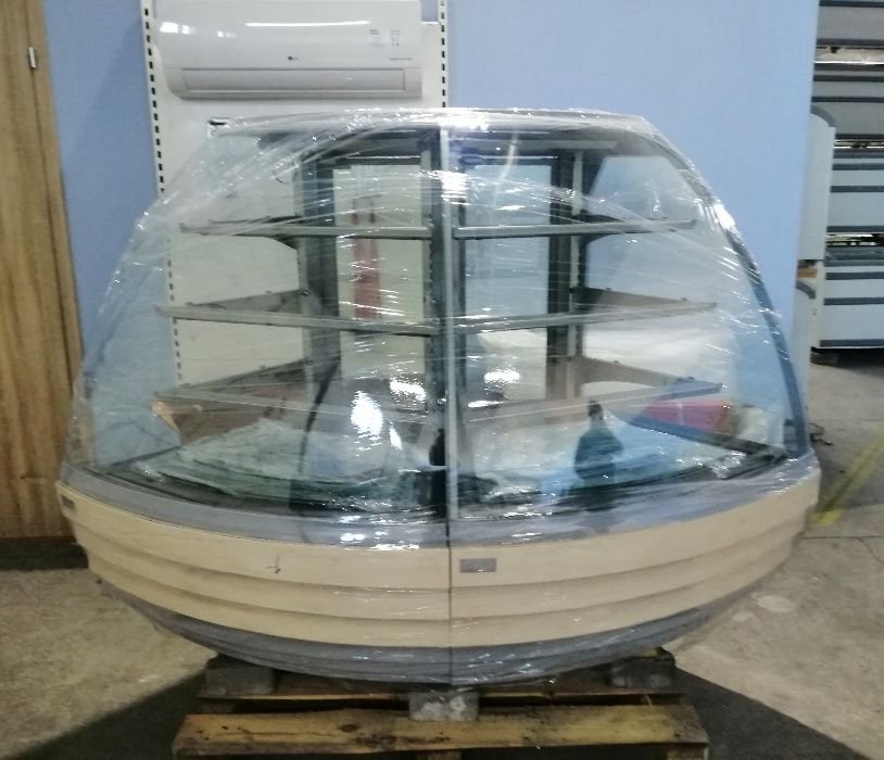 Witryna cukiernicza JBG 2 narożna komplet Używana