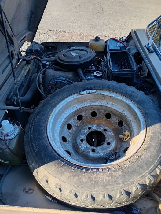 Автомобіль ВАЗ 2121 Нива Позашляховик