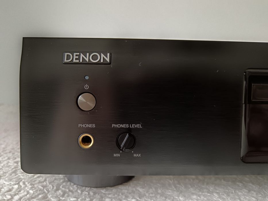 Leitor de CD Denon DCD 720 AE