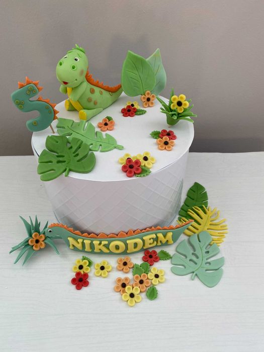 Dinozaur dekoracja z masy cukrowej
