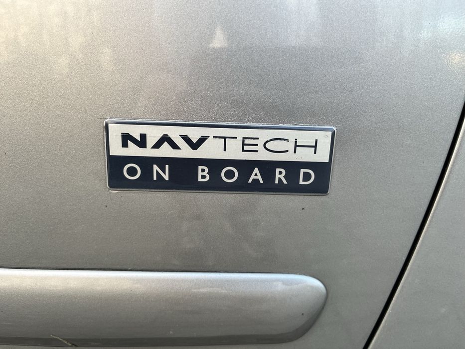 Pegeout 307 Navtech 2004