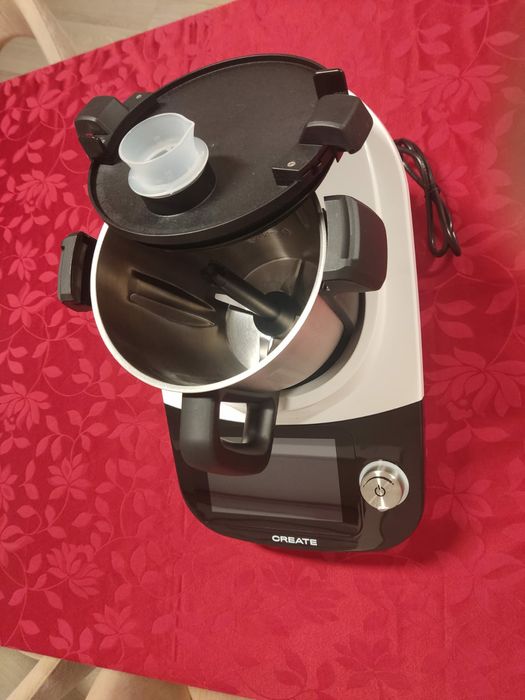 Robot de Cozinha - ChefBot Touch