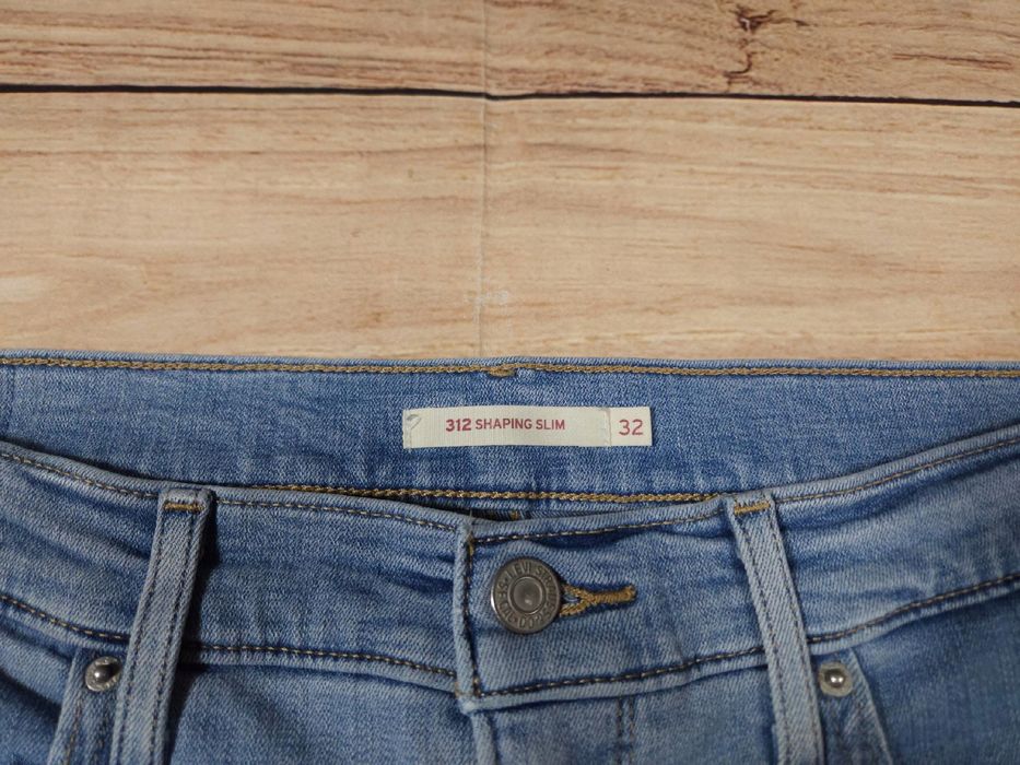 LEVI'S 312 Shaping Slim Spodnie Jeans Damskie r. 32