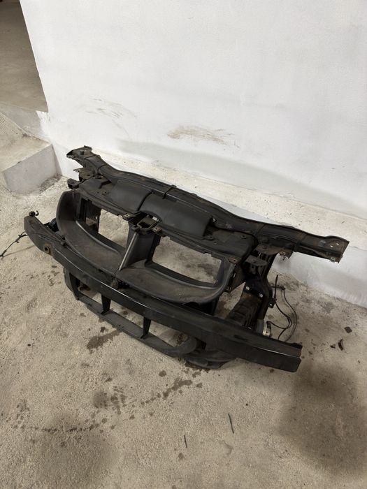 Frente fibra / chapa BMW E90 E91 E92 E93