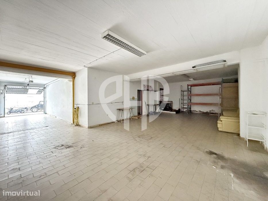 Garagem Independente à Venda - 91m² | Queluz/Belas