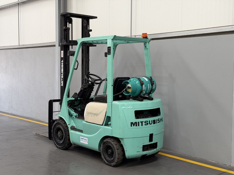 Empilhador Mitsubishi 1500Kg - Gás