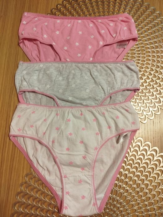 Zestaw majtek dziewczęcych w rozmiarze 158/164