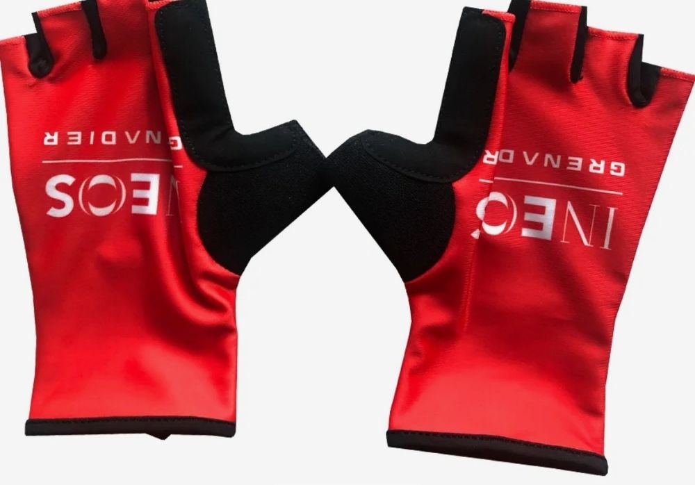 Luvas e Meias de Ciclismo