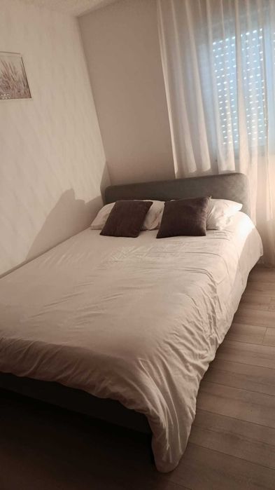 Novo apartamento T2 para alugar no centro de Guimarães (AL)