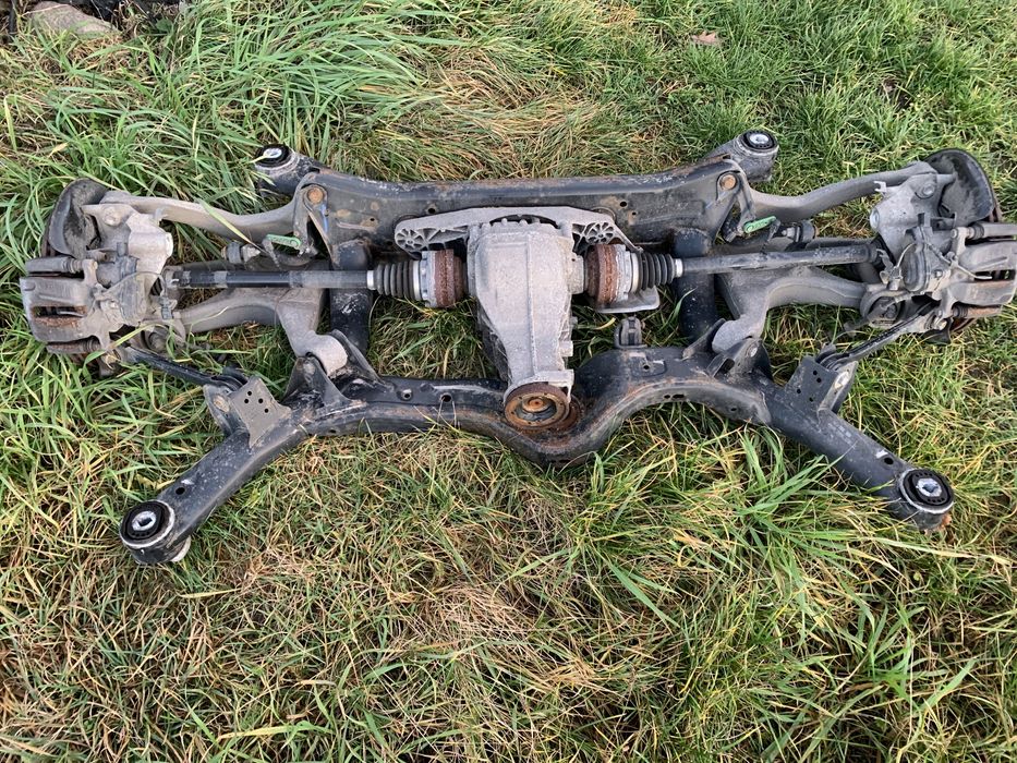 Audi A8 D4 LIFT zawieszenie tylne kompletne 3.0 TDI niski przebieg