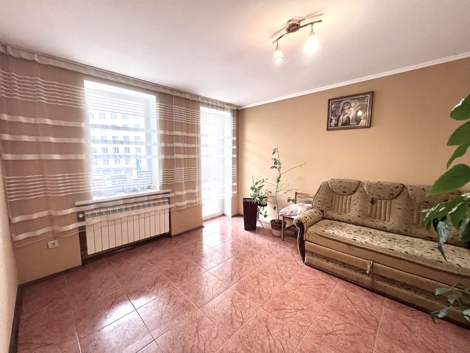 Продаж котеджу неподалік центру Тернополя