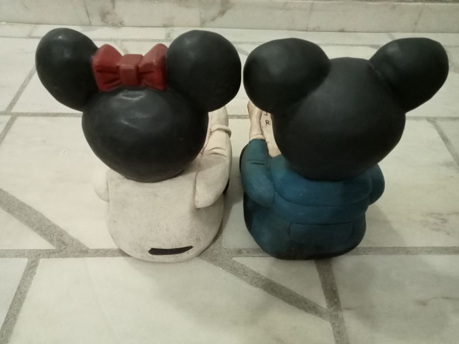Minnie e Mickey em madeira