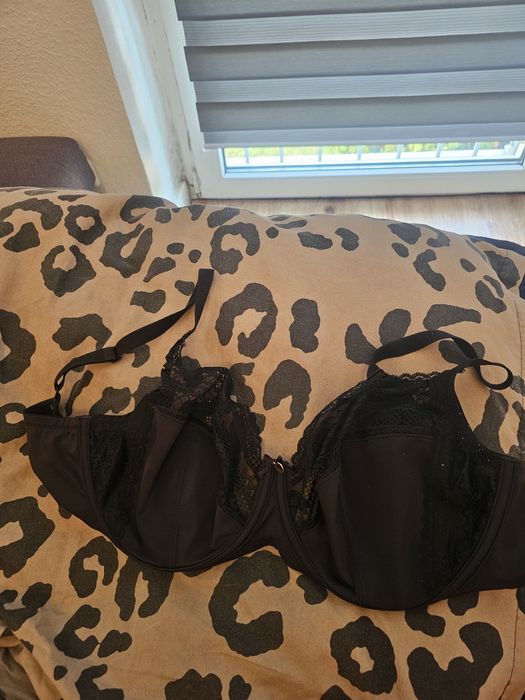 Czarny biustonosz Marlyn