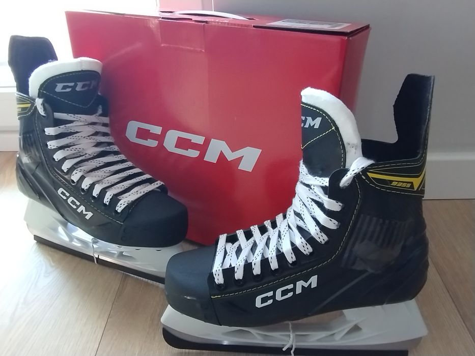 Łyżwy CCM 9355 r.40,5 nowe tanio
