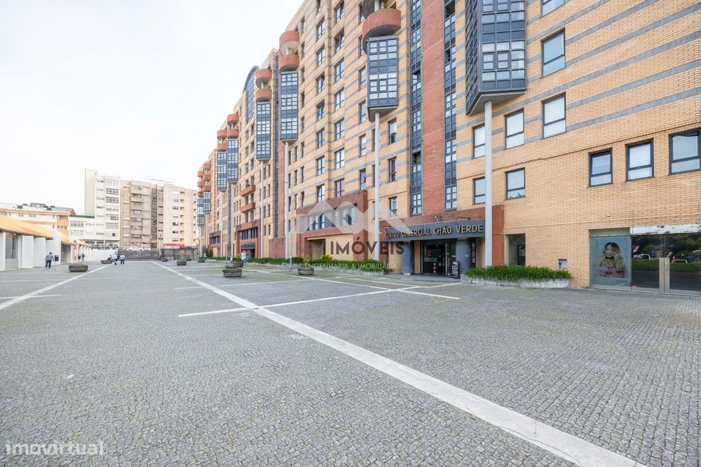 Loja | Arrendamento | Rio Tinto | Garagem | Localização Premium