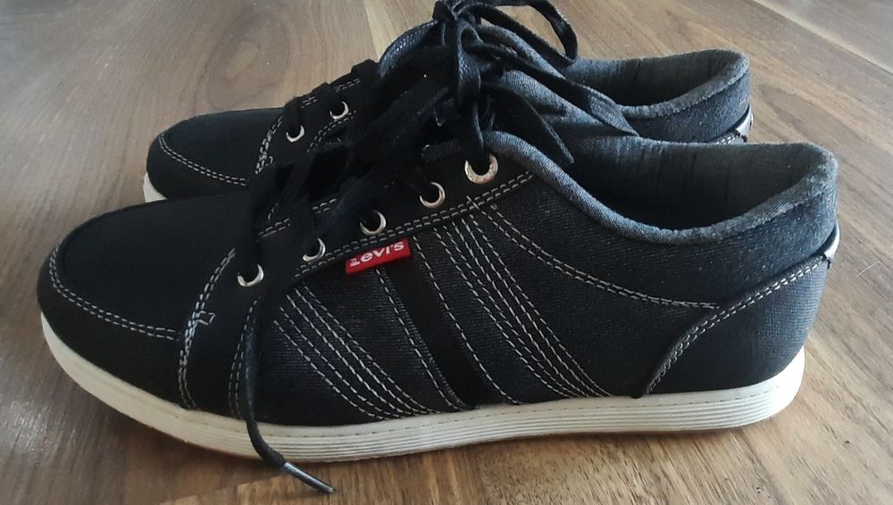 Buty rozmiar 38                 .